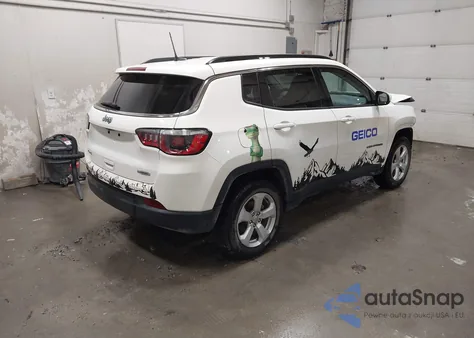2020 Jeep Compass Latitude 4X4 из США, поврежденный, VIN 3C4NJDBB9LT192597